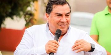 Asesinan al Presidente Municipal de Tacámbaro, Michoacán, Salvador Bastida García y su escolta Pastor Cortez Álvarez.