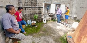 Gobierno de Tuxtla Chico y SAPAM coordina atención oportuna a habitantes del Fraccionamiento Encinos.